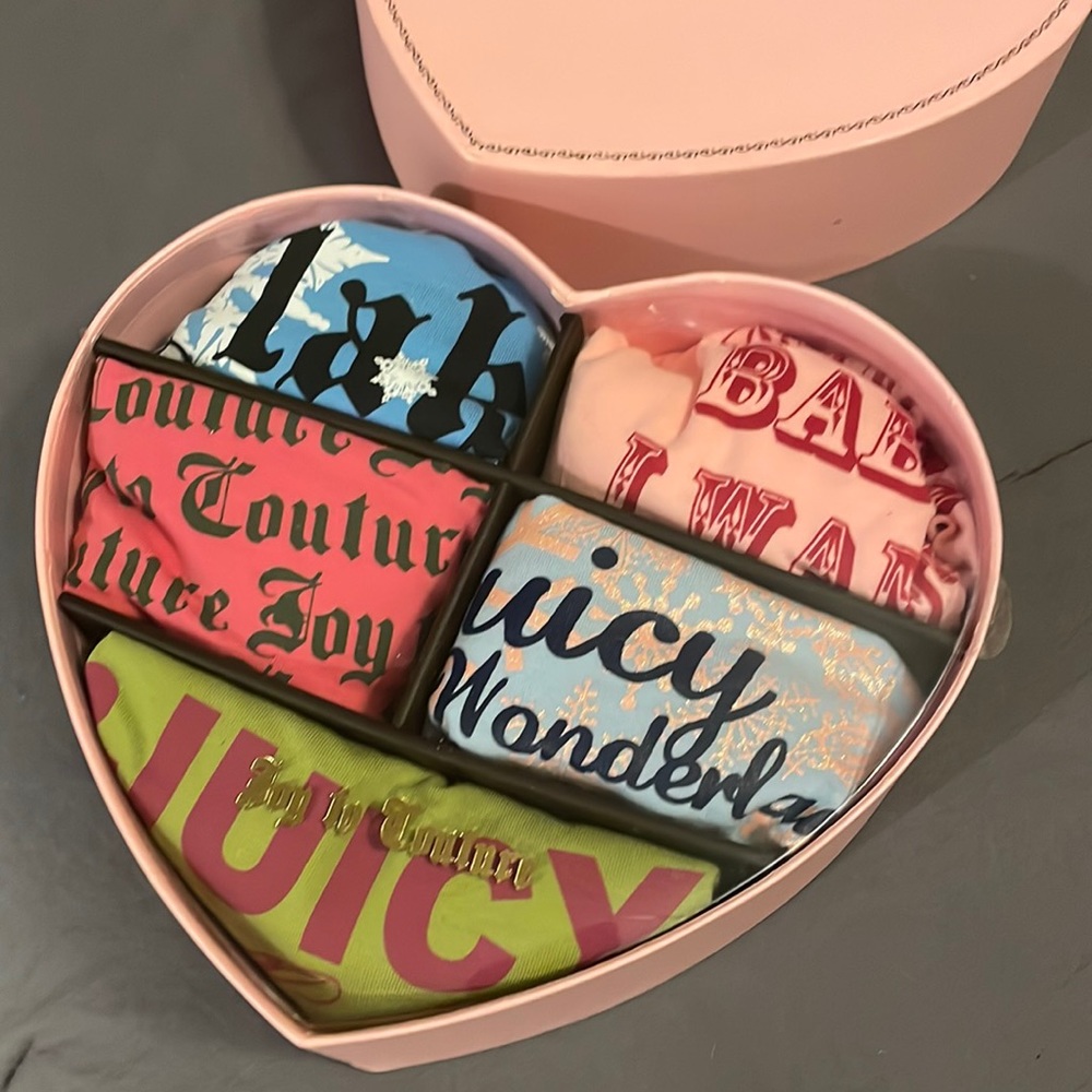 Juicy Couture Holiday 5 Panties Heart Box Set L NEW